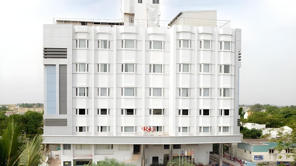 Hotel Raj