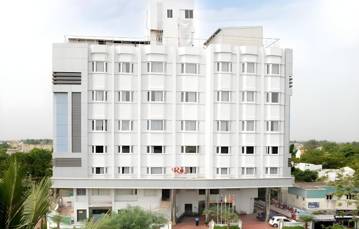 Hotel Raj