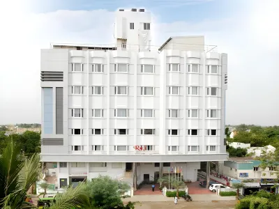 Hotel Raj Hotels in der Nähe von Bryant Nagar Masjid பிரியான்ட் நகர் பள்ளிவாசல்