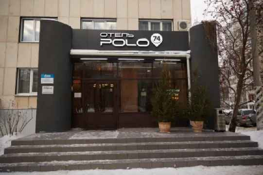 Polo 74 - Byvshaya Gostinitsa Astra Hotel のホテル