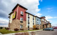 My Place Hotel-Fargo, ND - parking