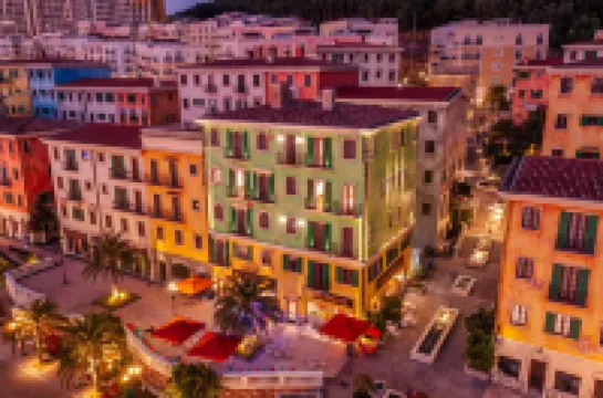 Roma Hotel Phu Quoc - Free Airport Shuttle & Sunset Town Tour