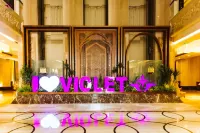 Violet Al Azizia Hotel
