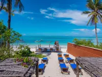 Shanuo Beach Bungalows