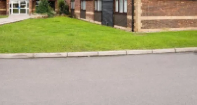 旅屋飯店-新堡懷特瑪爾普爾