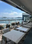 勒威尼特斯飯店 - 機場接送