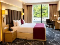 Ramada by Wyndham Murree Lower Topa Resort Hotels in Murree