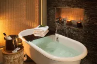 Meghauli Serai Chitwan National Park - A Taj Safari Lodge - 로맨틱