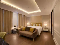 Maia Hotel Jakarta Hotels near Slipi