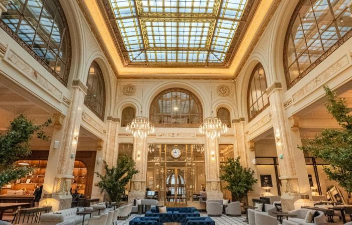 The Marmorosch Bucharest, Autograph Collection