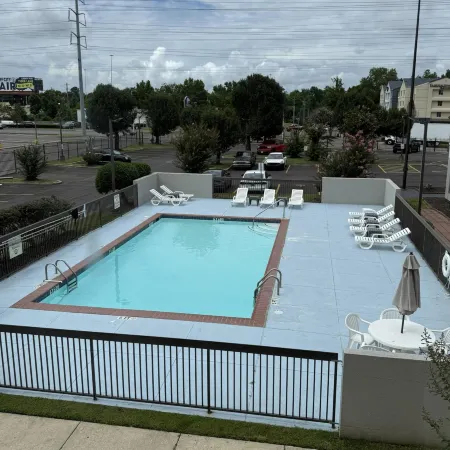 Sleep Inn & Suites