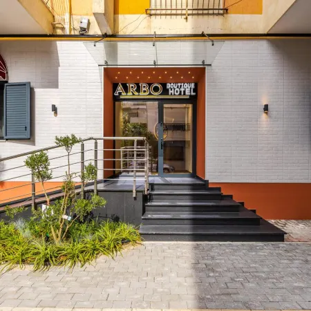Arbo Boutique Hotel
