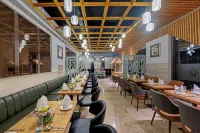 Hays Air by Ahuja Residences - Golf Course Ext Road & Sector 51 - 2-Star