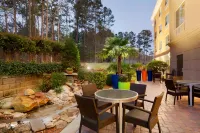 Fairfield Inn & Suites Columbia Northeast فنادق في دنتسفيل