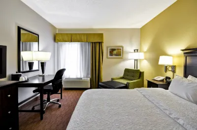 Hampton Inn Pickwick DAM - at Shiloh Falls
