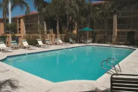 La Quinta Inn by Wyndham Bakersfield South Hotels in Oildale