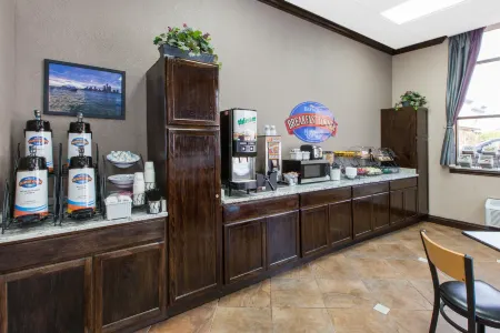 Baymont by Wyndham Downtown Detroit