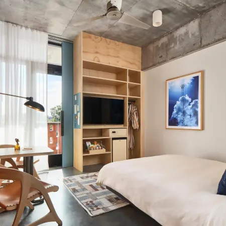 Carpenter Hotel