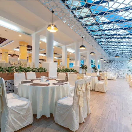 Vietsovpetro Hotel Dalat Отели рядом с достопримечательностью «Музей Лам Донг»