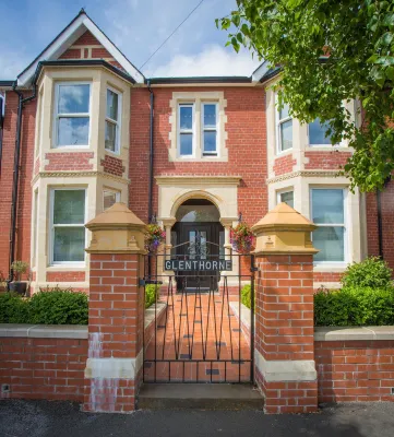 Studios at Glenthorne - 4-Star