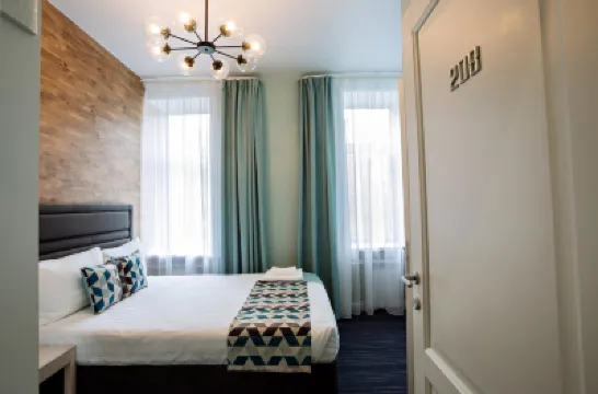 Аристократ Отели в г. 