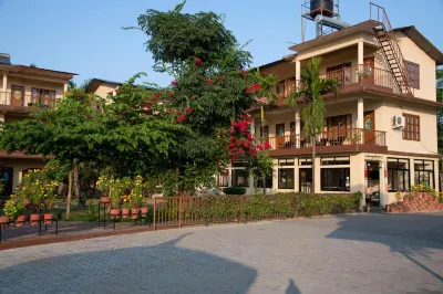 Jungle Wildlife Camp Hotels near The SU4E Home