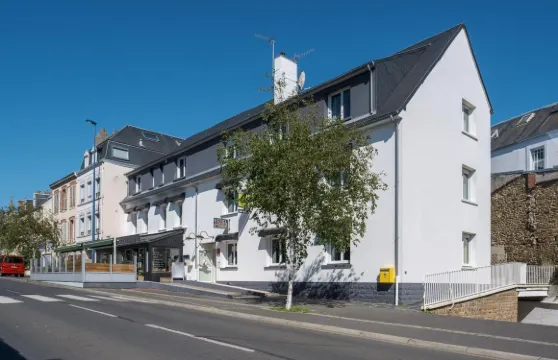 普萊維爾宅邸餐廳酒店