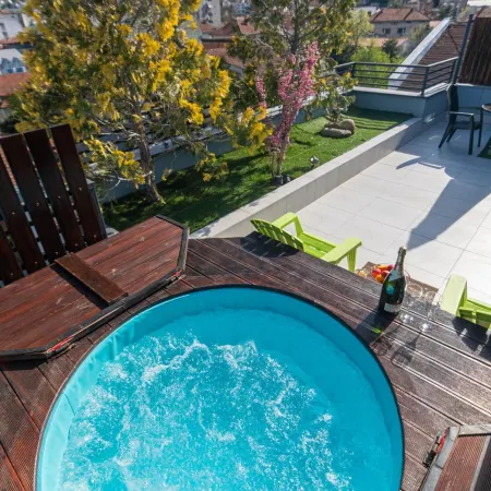 Joan Apartments & Spa