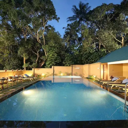 Peppervine Hotel