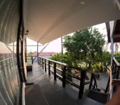Adroit Sunset View Hotel a Guraidhoo
