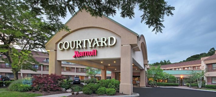 Courtyard Hartford Cromwell Hotels in Middlesex County