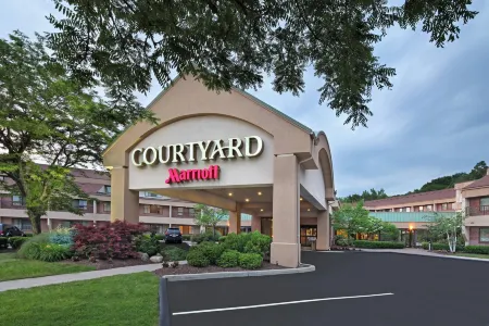 Courtyard Hartford Cromwell