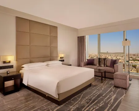 Hyatt Regency Al Kout Mall Отели в г. Fahaheel