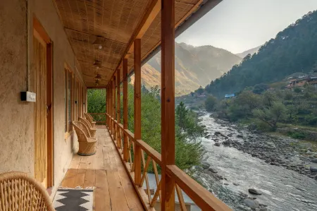 Living Good - A Himalayan Boutique Stay