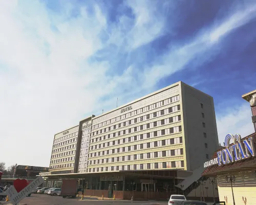 Shymkent Grand Hotel - parking