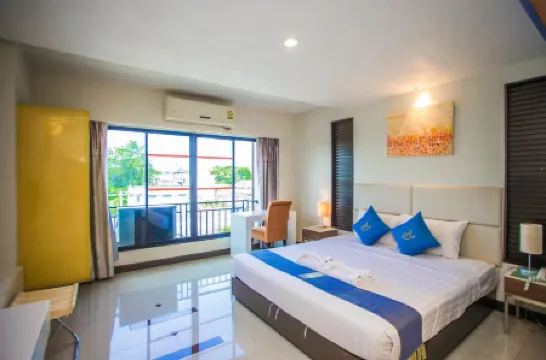 Ayara Grand Palace Hotel