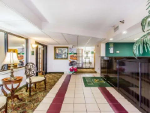 Quality Inn Near University of Mobile Hotels in Saraland