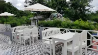 Farm Terrace Hotels in Wang Thong