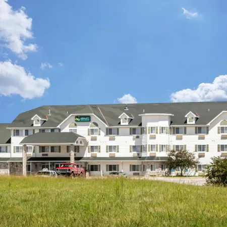 Quality Inn & Suites