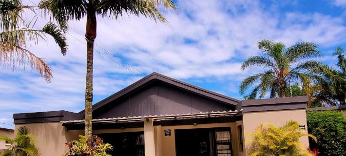 Kennington Palms B&B/Self Catering Hotels in Amatole