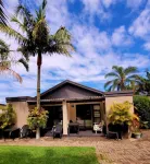 Kennington Palms B&B/Self Catering - parking