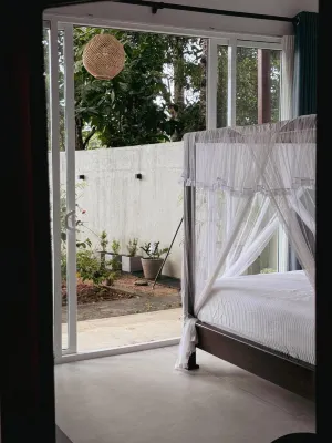 Sapiens Home - Weligama Bay - parking