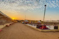 Melody Moon Desert Camp & Resort - parcheggio