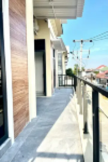 Senyaman Homes