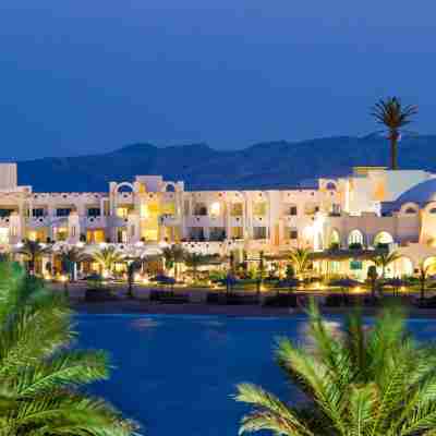 Coral Sun Beach Hotel Exterior