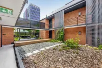 Spring Hill Terraces Motel & Apartments - 3-Star