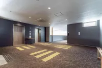 Kansai International Airport Hotel 11 - parking