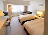 Bandai Silver Hotel - parking