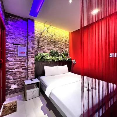 Loove Hotel - Khách Sạn Tình Yêu カトライ工業団地 2周辺のホテル