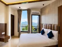 Hotel Heaven and Hills - breakfast